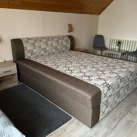 Haus Borbely 아파트